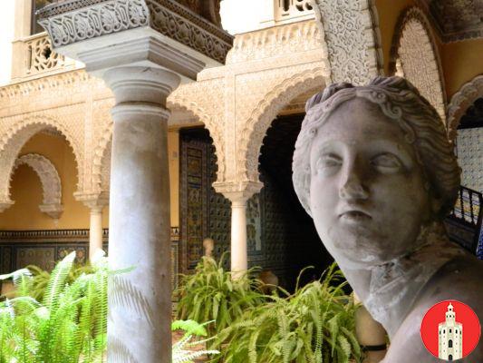 Palacio de Lebrija y Casa Salinas: dos casas-palacio en el Barrio Santa Cruz de Sevilla